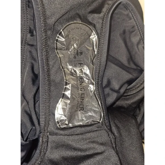 NWT Cupshe Pool Party Shirred Front Black One Piece SwimsuitSize Medium - Picture 9 of 10